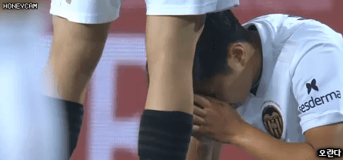 헐 이강인 가격당해 출혈...gif | 인스티즈