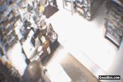 고기 사러 왔어요.gif | 인스티즈