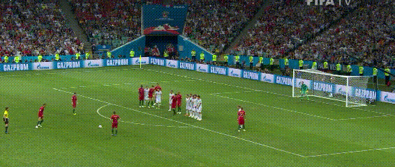 이쯤에서 다시 보는 스페인 농락하는 호우.gif | 인스티즈