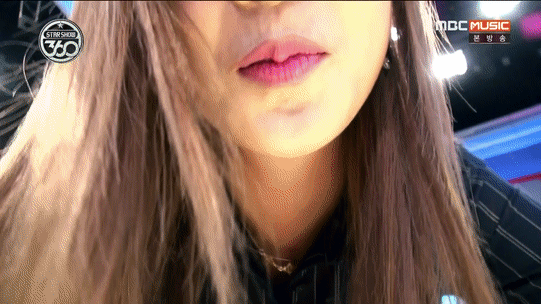 고백하는 하영이.gif | 인스티즈