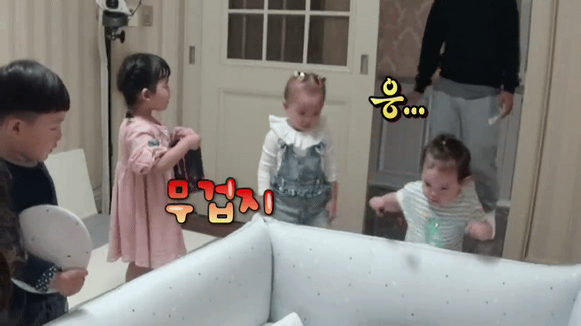 상남자의 침대입장.gif | 인스티즈