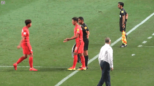 흥민이 흑역사 시절.GIF | 인스티즈