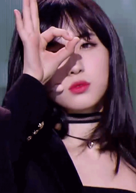 프듀48) 프듀 참가로 인생 역전한 아이돌과 능욕 당하는 쥬리.gif | 인스티즈