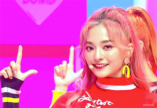프로미스나인 이나경 gif | 인스티즈