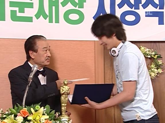 [거침없이하이킥] 근본없는 이순재상 시상식ㅋㅋㅋㅋㅋㅋㅋㅋㅋ.jpg | 인스티즈