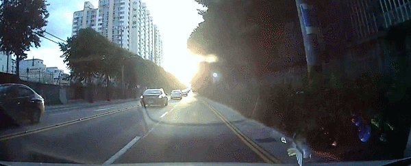 아이가 타고있어요 | 인스티즈