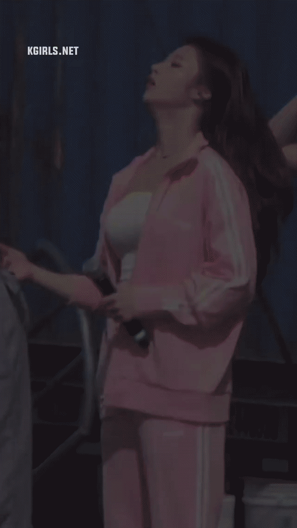 많이 더워보이는 사나ㄷㄷㄷ.gif | 인스티즈