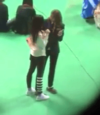 왜 친한지 모르지만 친하다는 혜리와 사나 | 인스티즈