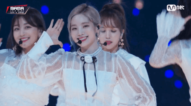 발카와 대결하는 다현.gif | 인스티즈