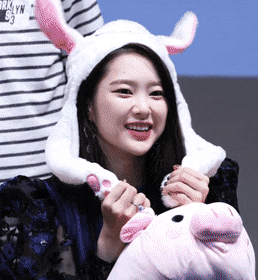 오마이걸 토끼 모자.gif | 인스티즈