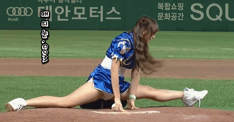 성소가 신발끈 묶는법ㄷㄷㄷㄷㄷ | 인스티즈