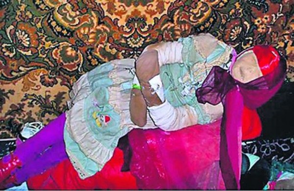 난감,장문) 여자아이 시체를 미라로 만들다 체포된 남성.jpg | 인스티즈