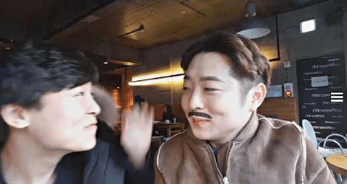 아프리카에 출연한 프레디 머큐리 GIF | 인스티즈