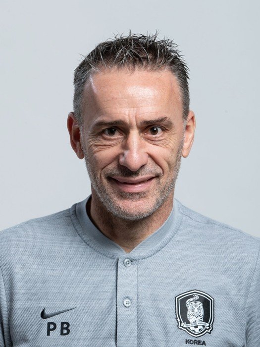 벤투호 코칭스태프중에서 가장 잘생긴 사람은?.JPG | 인스티즈