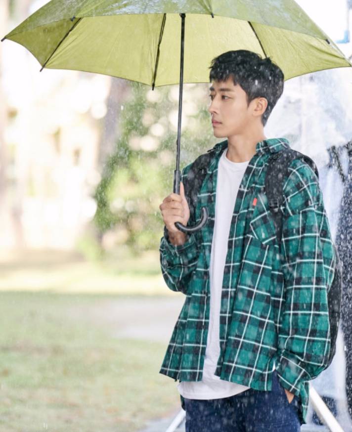 충분히 잘생긴 얼굴이다 vs 잘생긴건 아니고 호감상 | 인스티즈