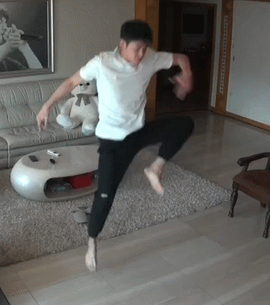 [두니아] 유노윤호의 승부욕에 기름을 들이부은 딘딘 | 인스티즈