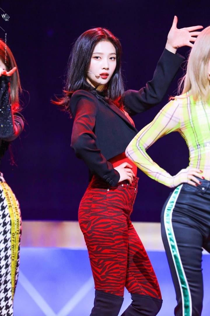 레드벨벳 조이 슬기 | 인스티즈