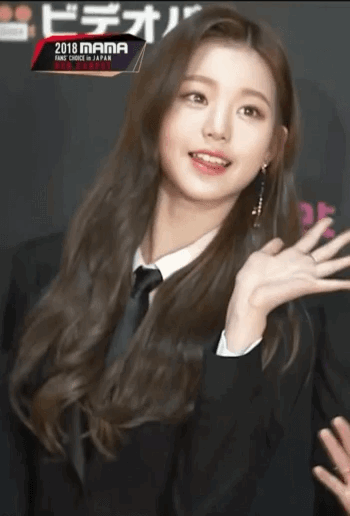 아이즈원 장원영 비율 체감.GIF | 인스티즈