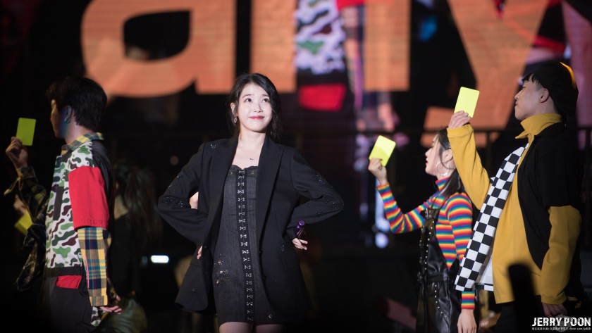 섹시함 그자체인 섹시가수 아이유.jpgif | 인스티즈