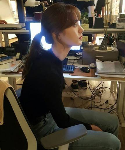 옆모습이 예쁜 여자 아이돌들.jpg | 인스티즈