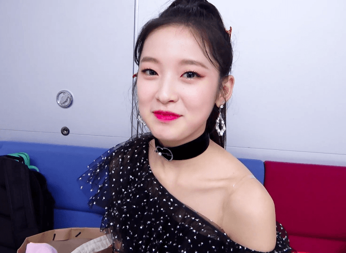 오마이걸 아린이와 아이컨택.gif | 인스티즈