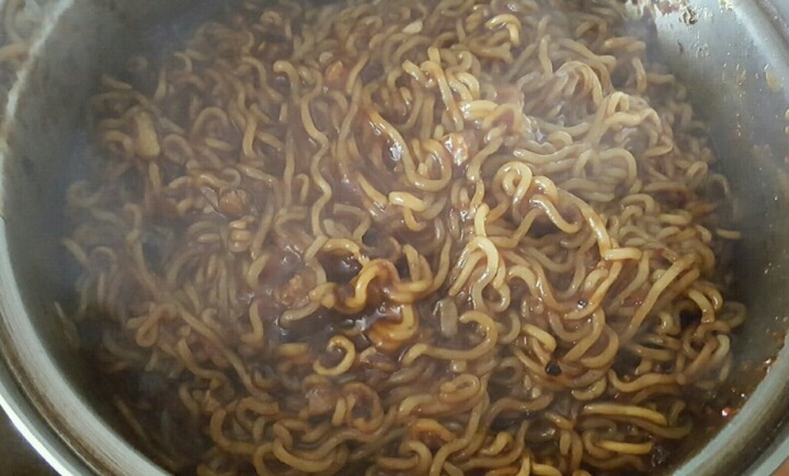 밤이되면 항상 생각나는것 | 인스티즈