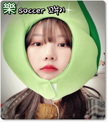 비누방울이 무서운 여자친구 예린이.gif | 인스티즈