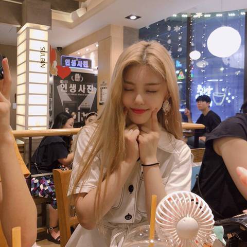 데뷔가 기대되는 연습생 | 인스티즈