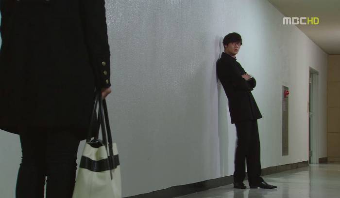 여자친구가 회사에 입사해서 힘들때 도와주는 방법 .jpg | 인스티즈