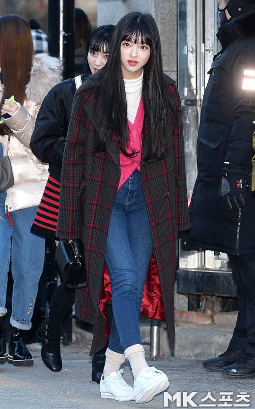 오마이걸 유아 사복패션 | 인스티즈