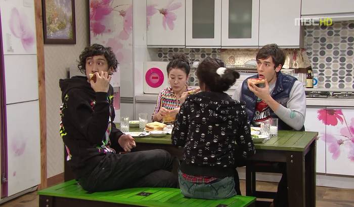 여자친구가 회사에 입사해서 힘들때 도와주는 방법 .jpg | 인스티즈