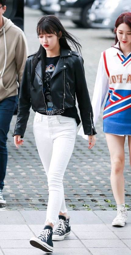 오마이걸 유아 사복패션 | 인스티즈