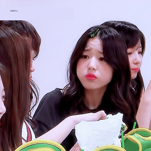 아이즈원) 볼 빵빵한 막내 장원영 | 인스티즈