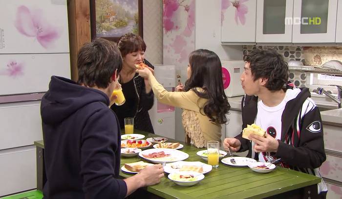 여자친구가 회사에 입사해서 힘들때 도와주는 방법 .jpg | 인스티즈