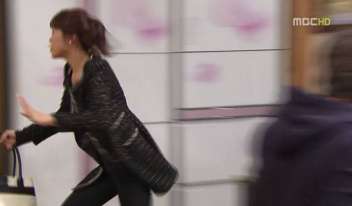 여자친구가 회사에 입사해서 힘들때 도와주는 방법 .jpg | 인스티즈