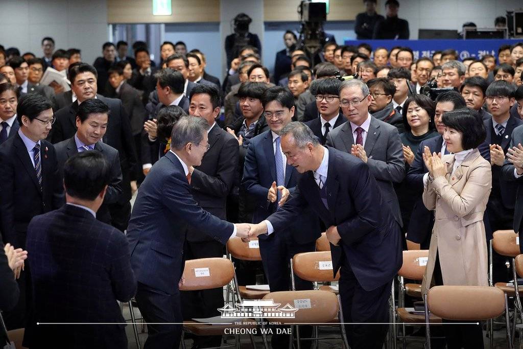 문재인 대통령 경남방문 현장사진 | 인스티즈