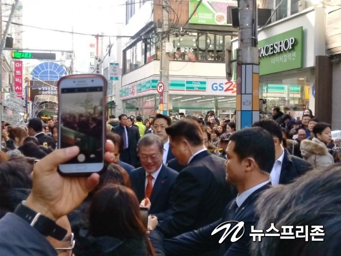 문재인 대통령 경남방문 현장사진 | 인스티즈