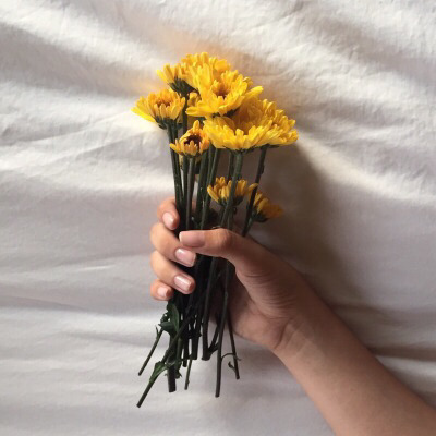 참 많이 흐른 시간이지만 그 시간속에서도 무뎌지지 않는 목소리더라고 | 인스티즈