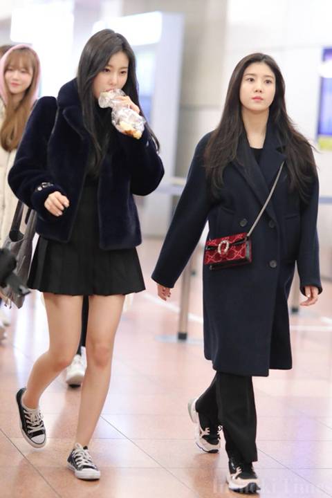 아이즈원) 공항에서 빵먹는 프리뷰 혜원&amp;원영 | 인스티즈