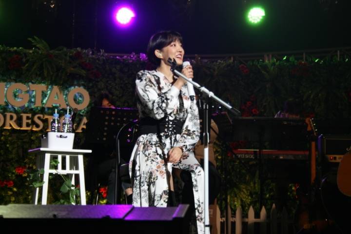 그민페가서 찍은 윤하사진 | 인스티즈