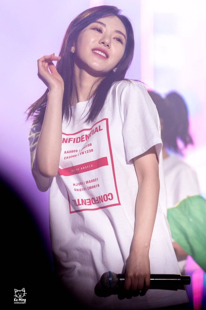 은근 섹시한 민아 | 인스티즈