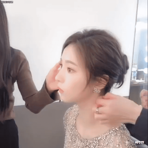 오늘자 신세경 인스타그램.gif | 인스티즈