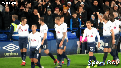 평소에 하던 거 하는 쏘니.GIF | 인스티즈