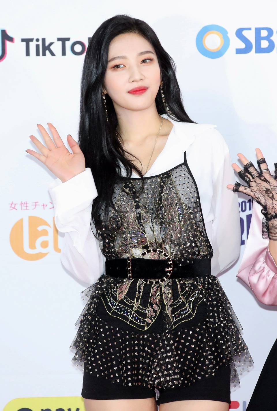 레드벨벳 2018 SBS 가요대전 레드카펫 | 인스티즈