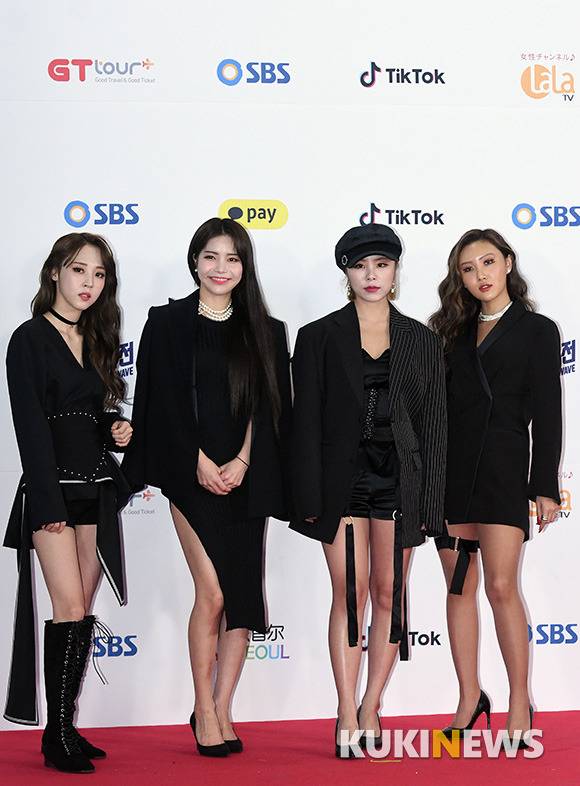 오늘 sbs가요대전 걸그룹 레드카펫 단체사진 | 인스티즈