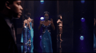 가수 데뷔하는데 센터자리를 제일 예쁜 애한테 뺏겼어요...gif | 인스티즈