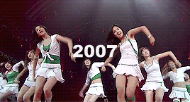 레전드 걸그룹 소녀시대의 10년 .gif | 인스티즈