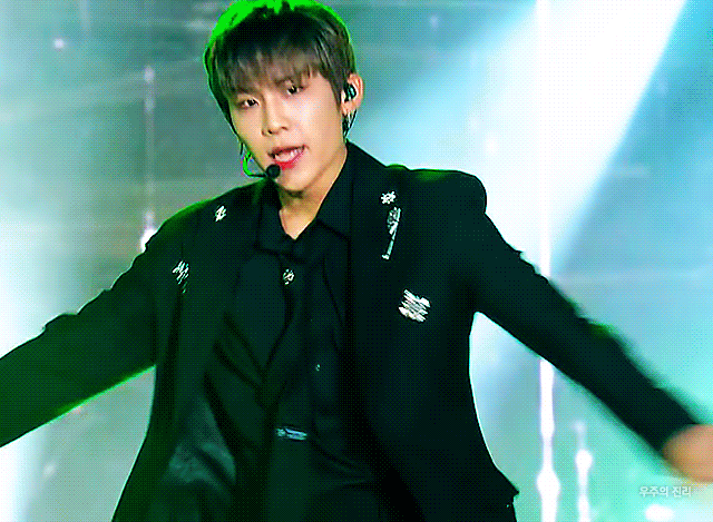 [워너원박우진] 첫 크리스마스 보내는 아가 박우진 | 인스티즈