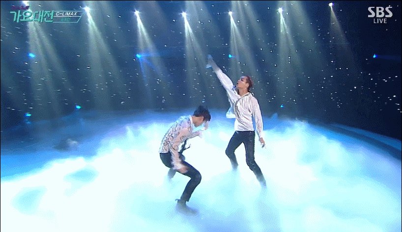 엑소 레전드 무대 .gif | 인스티즈