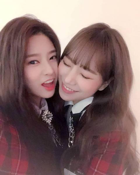 아이즈원) 찬양하라 밍율~ 민주, 유리 | 인스티즈